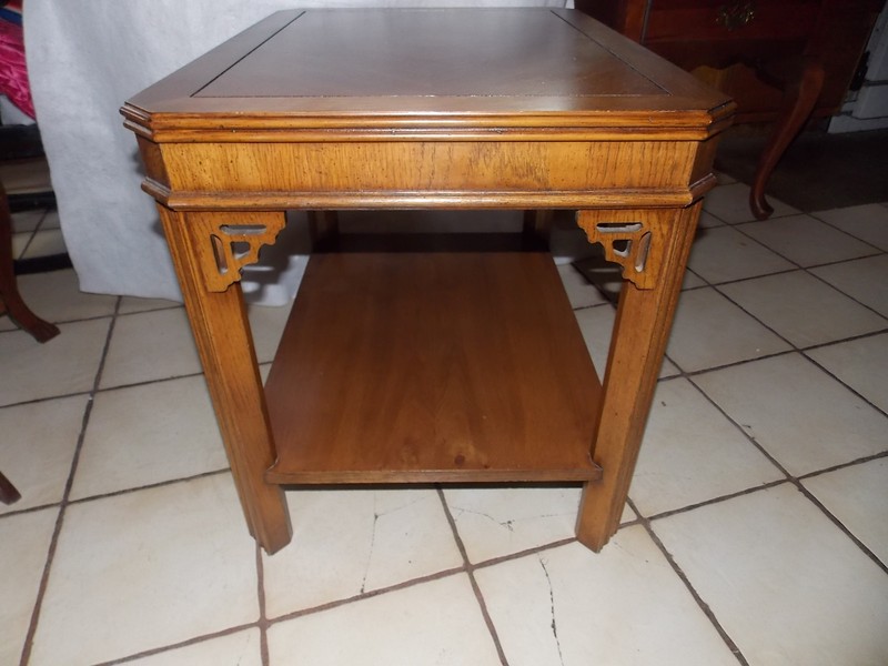 Oak Book Match Veneer End Table / Side Table by Lane (LA-11) gallery