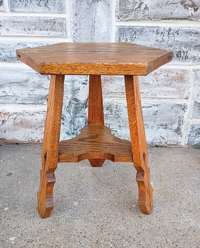 Antique Arts & Crafts Mission Oak 3 Legged 2 Tier Hexagon Plant Fern Stand