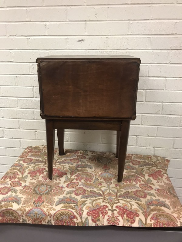 ANTIQUE VTG WOOD SMOKE STAND SIDE END TABLE 22 1/4” TALL X 15.5 X 11 1/4” gallery
