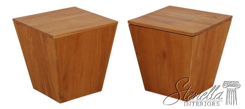 F72048: Pair Modern Arts & Crafts Design Oak Box Tables