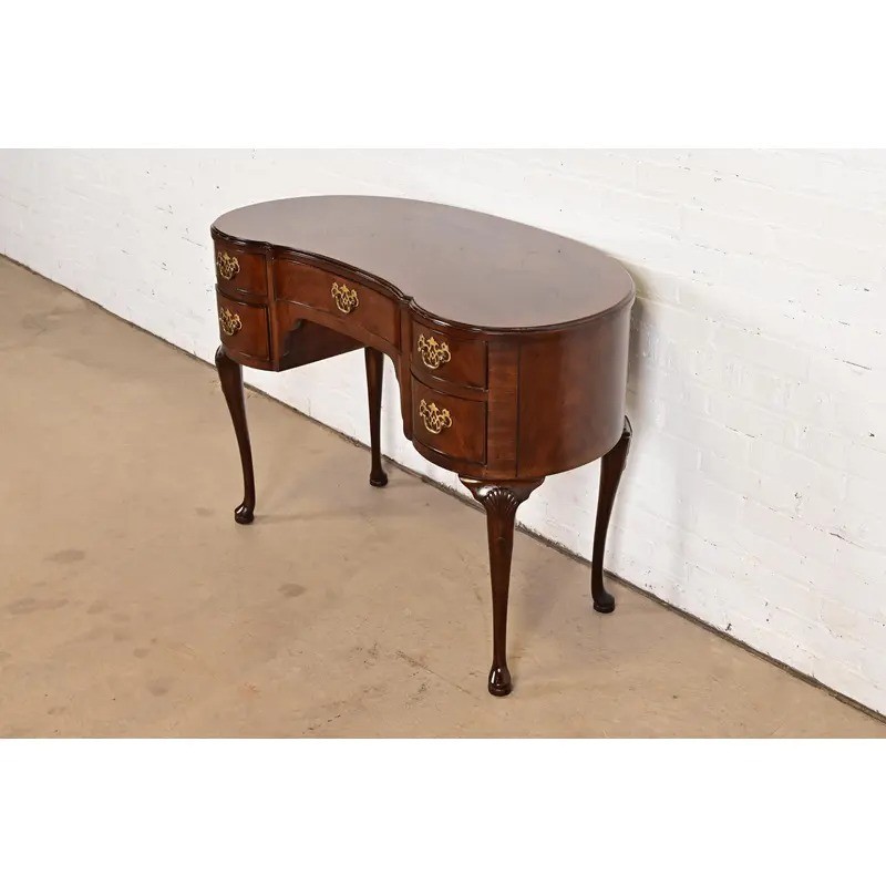 Henredon Queen Anne Mahogany Kidney Shaped Desk or Vanity gallery
