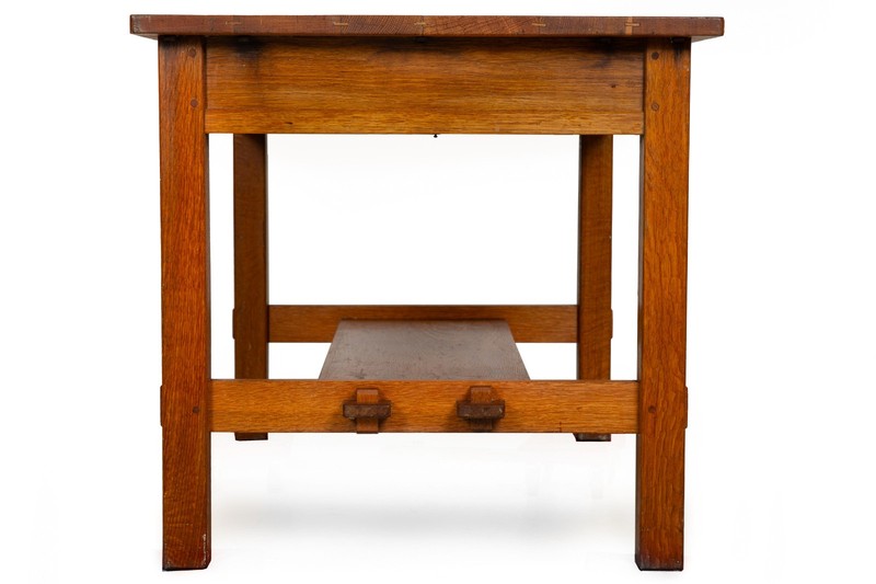 Arts & Crafts Antique L. & J.G. Stickley Oak Library Table no. 531 gallery