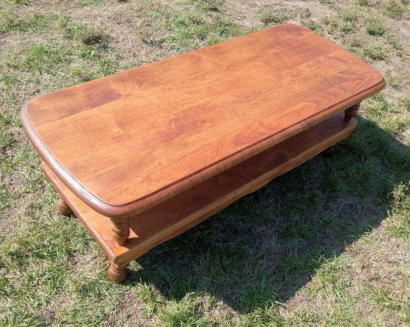 Mid Century Maple Coffee Table by Towne Square (CT436) gallery