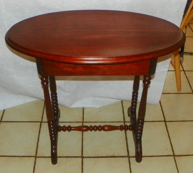 Mahogany Oval Entry 2 Board Top Table / Sofa Table (ST27)