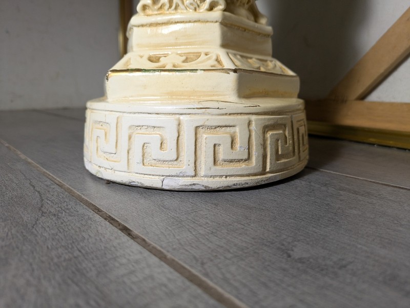 Vintage Hollywood Italian Regency Cherub Pedestal Table Scalloped Faux Marble C2 gallery