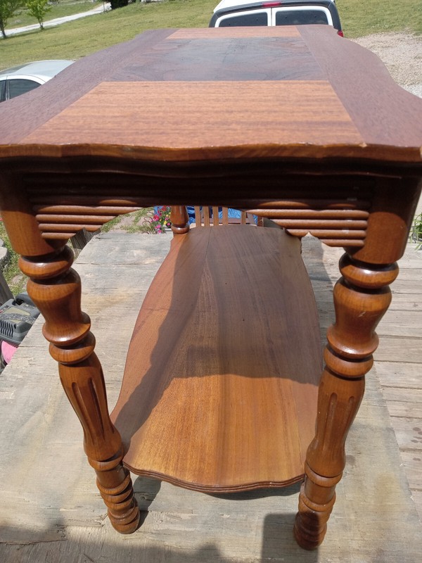 Walnut Book Match Veneer End Table / Side Table (ET140) gallery