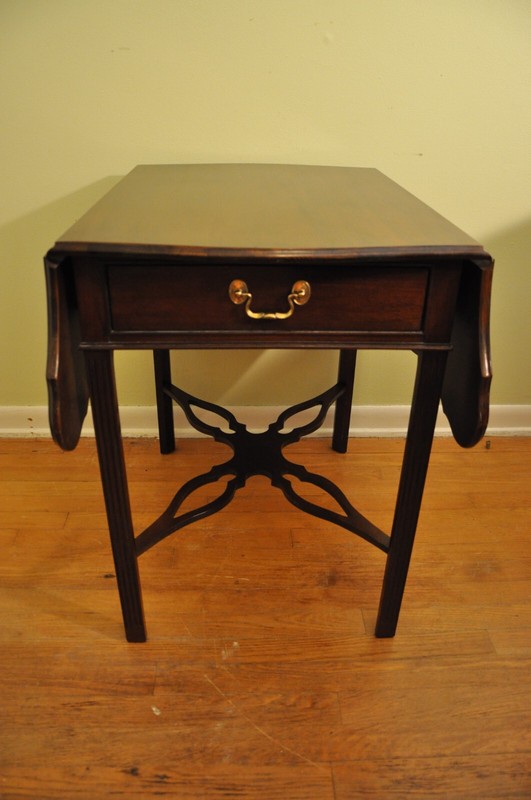 Councill Craftsman Chippendale Mahogany Pembroke Table