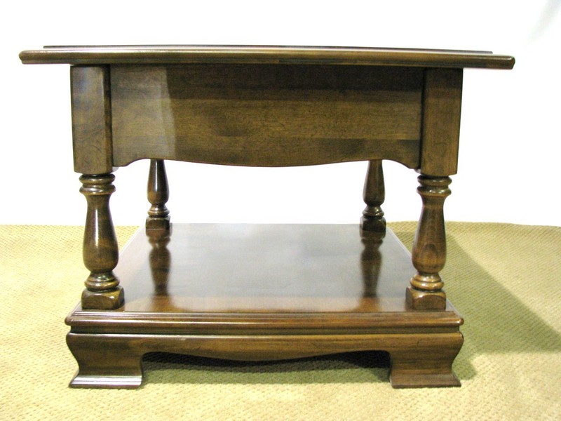 Ethan Allen 1970's Solid Maple "Heirloom" Square Lamp Table; Near Mint gallery
