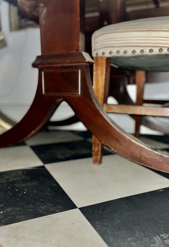 Mid Century Duncan Phyfe Style Mahogany Drop Leaf Dining Table By Craddock Furn gallery
