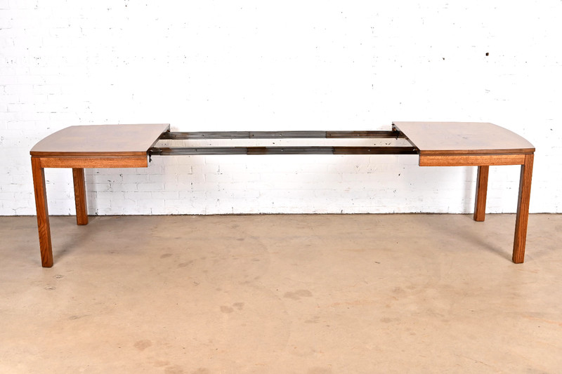 Thomasville Mid-Century Modern Extension Dining Table, Newly Refinished gallery