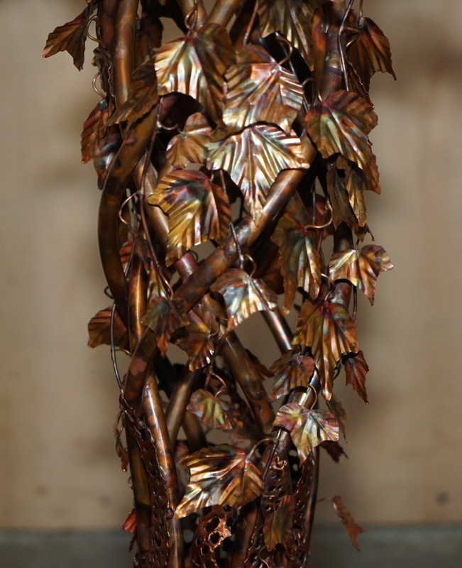 STUNNING & UNIQUE PAIR OF VINTAGE 1960'S ITALIAN COPPER FLORAL SIDE END TABLES gallery