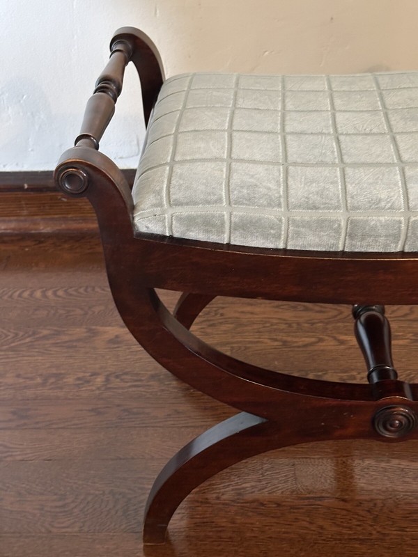 John Widdicomb Classic Curved Leg VANITY BENCH Seat PICK UP Only gallery