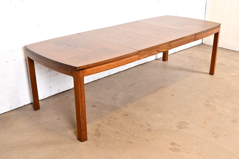 Thomasville Mid-Century Modern Extension Dining Table, Newly Refinished gallery