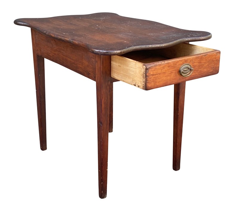 IMPORTANT & RARE ANTIQUE HEPPLEWHITE NEW ENGLAND PINE TABLE WITH SERPENTINE TOP gallery