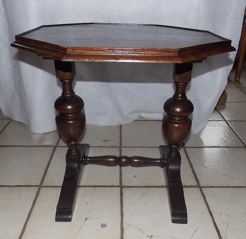 Quartersawn Oak Octagon End Table/ Side Table (ET201) gallery