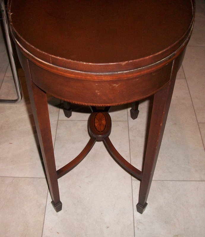 Vintage Federal Style Mahogany Oval Console Table with Inlay-Hathaway, NY-1930's gallery