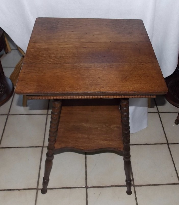 Solid Quartersawn Oak Square Lamp Table / End Table (PRT127)