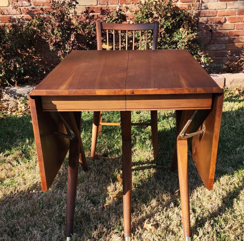 MCM Craddock Refinished Walnut Scissor Leg Table and 6 Chairs gallery