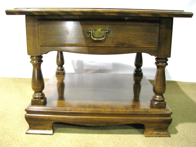 Ethan Allen 1970's Solid Maple "Heirloom" Square Lamp Table; Near Mint gallery