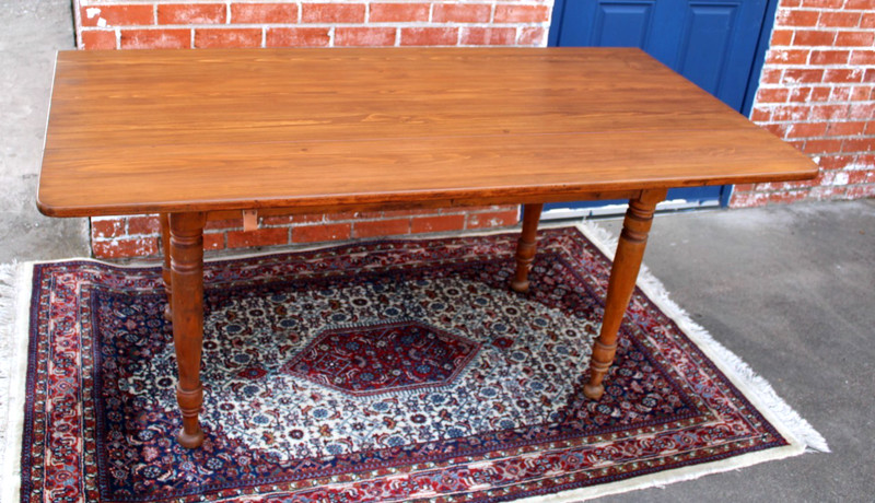 English Antique Pine Drop Leaf Table / Kitchen Table /Dining Table gallery