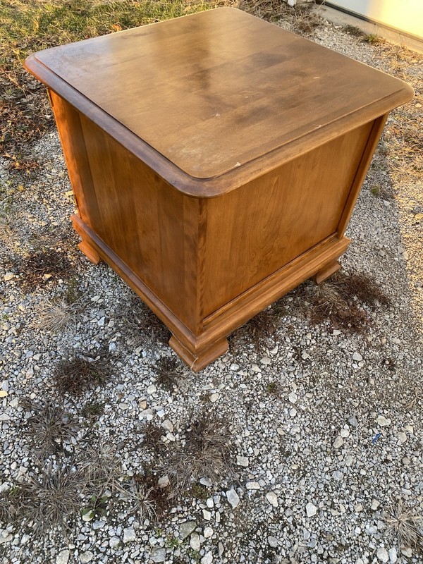 Ethan Allen Heirloom Maple Nutmeg Record Cabinet Holder End Table gallery