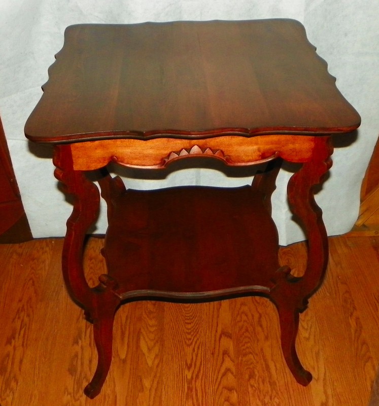 Solid Cherry Carved Center Table / Parlor Table (PRT44) gallery