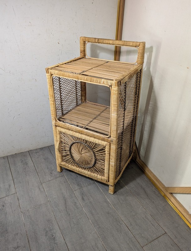 Vintage Peacock Wicker Rattan Table Nightstand Boho Chic Coastal Sunburst MCM V7 gallery