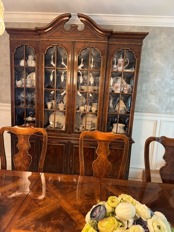 drexel heritage dining set, table 12 chairs, and hutch gallery
