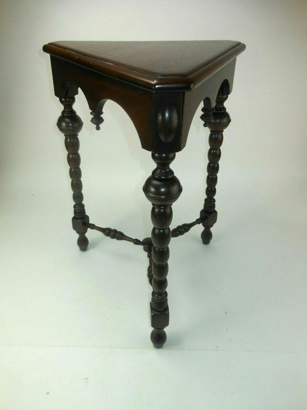 Antique Kittinger Triangle Walnut Table Stand w Turned Legs Triangle Top