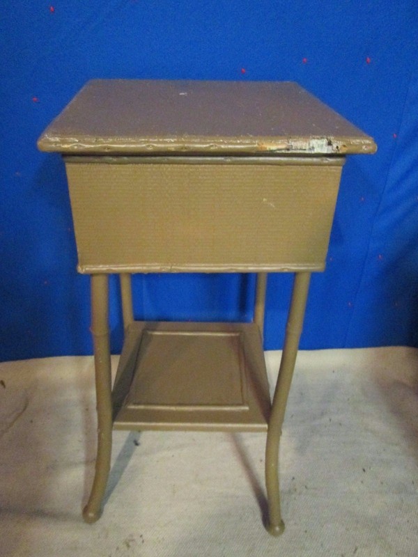 Antique Burnt Bamboo/wicker furniture lift top sewing/side table/plant stand