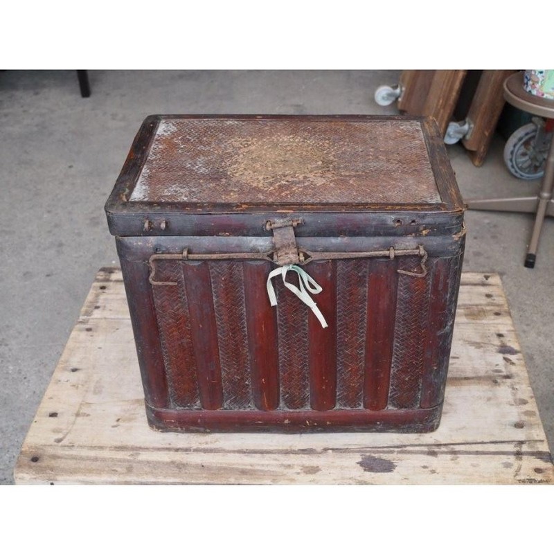 Edo Period Tokugawa Aoi Crest Trunk Japan 30cm (11.8in) Used K2006