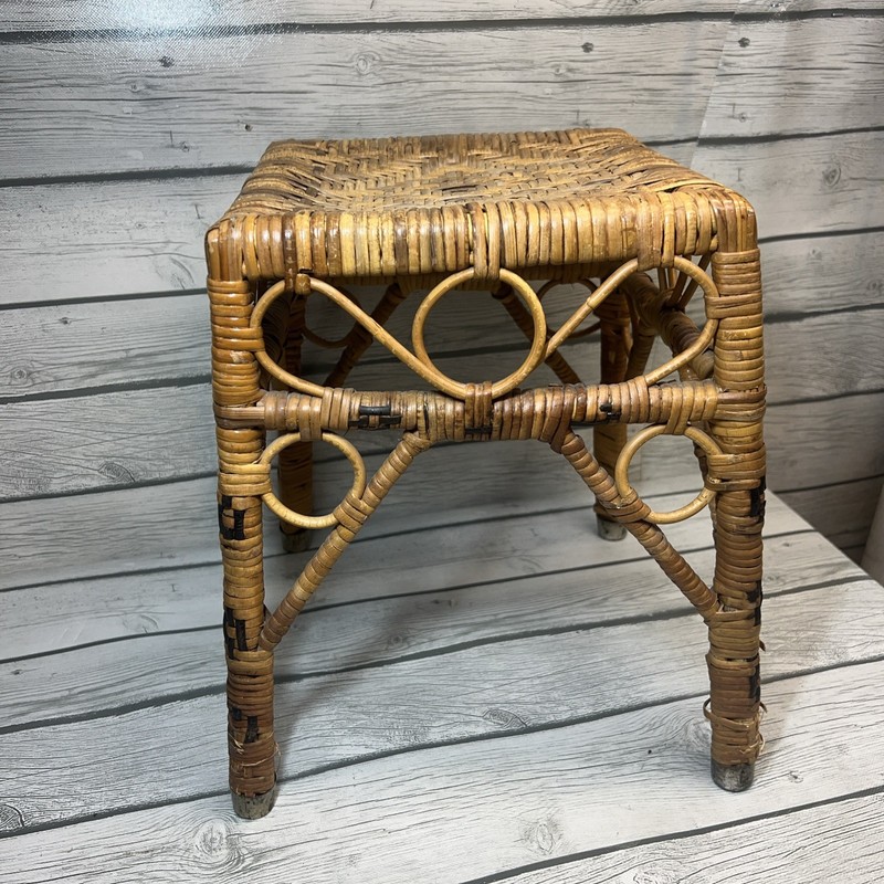 Vintage Rattan Wicker Coffee Patio End Table Plant Stand Stool Boho Chic MCM