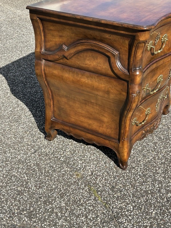 Baker McMillen Collection Continental Style Bombe Chest Of Drawers gallery