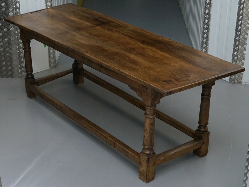VERY RARE CHARLES I 1630 OAK REFECTORY DINING HALL TABLE, PLAISH HALL SHROPSHIRE gallery