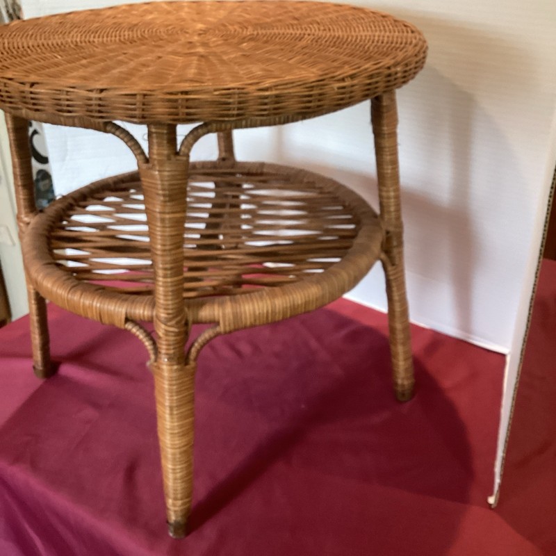 Vintage Mid Century Wicker/ Rattan Side/End Table Plant Stand gallery