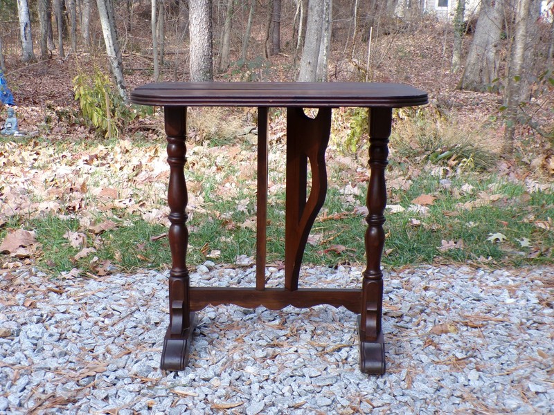 Vintage Small Art Deco Drop Leaf Walnut Accent Side Table gallery