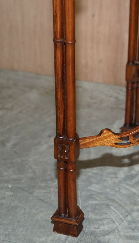 19TH CENTURY THOMAS CHIPPENDALE FRET WORK CARVED SILVER TEA OCCASIONAL TABLE gallery