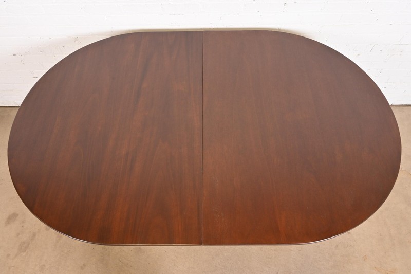 Kittinger Georgian Solid Mahogany Double Pedestal Dining Table, Newly Refinished gallery