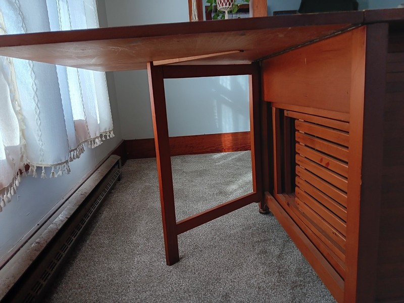 Vintage MCM Drop Leaf Table with 4 Folding Chairs gallery