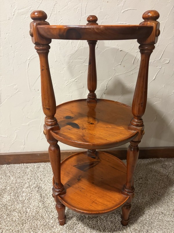 1970s Ethan Allen Old Tavern Collection Pine 3-Tier Etagere Stand Table gallery