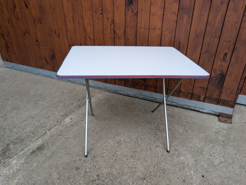 Vintage Original Retro Aluminium Dining Table, Foldable Camping Table, Weiß gallery