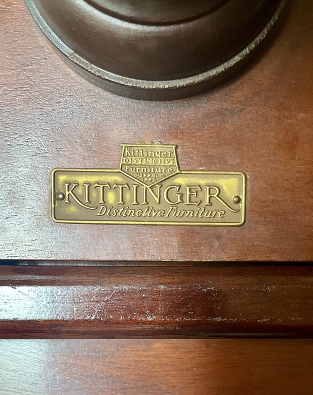 Kittinger Carved Chippendale Mahogany Tilt Top Table gallery