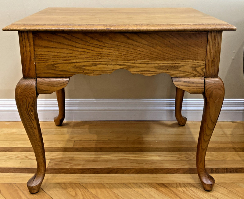 VINTAGE BROYHILL OAK WOOD QUEEN ANNE END SIDE TABLE NIGHTSTAND WITH DRAWER gallery