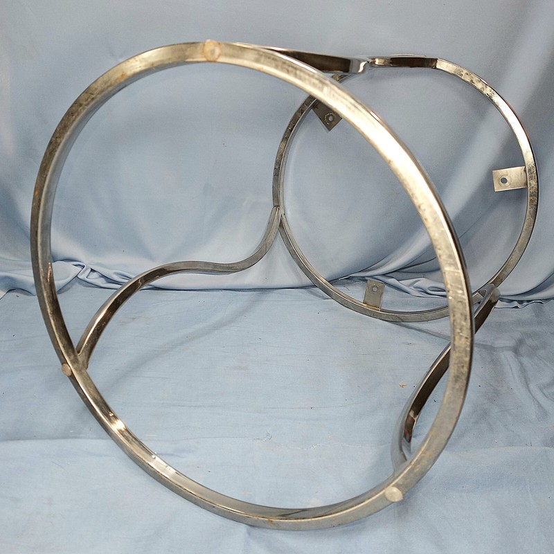 MCM Art Deco Round Chrome Metal Twist Wave Side End Accent Table Plant Stand 18" gallery