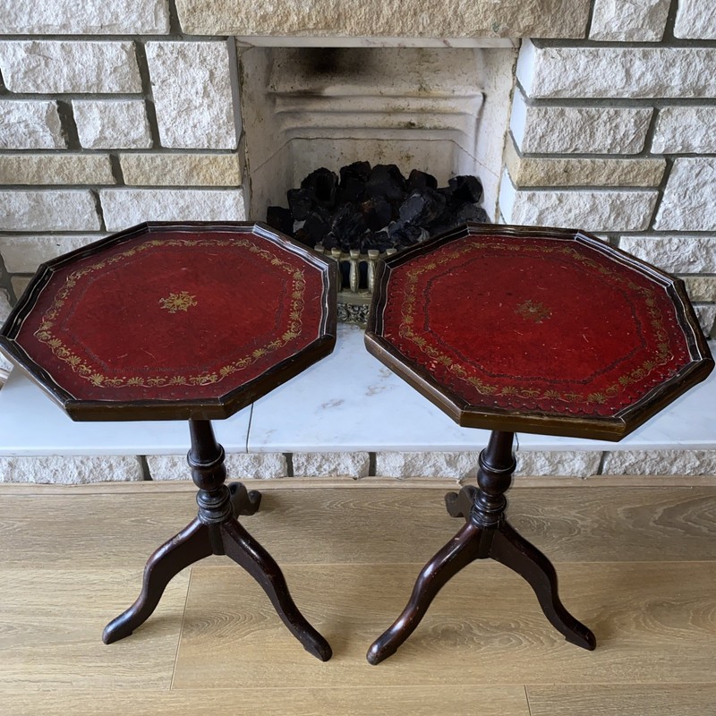 GOLD LEAF EMBOSSED OXBLOOD LOVELY LEATHER TRIPOD SIDE END LAMP WINE TABLES. 54cm gallery