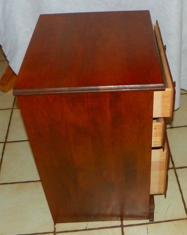 Light Cherry Nightstand (NS29) gallery