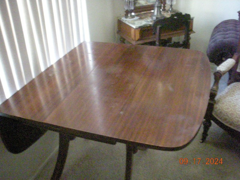 Vintage Drop Leaf Table Mahogony gallery