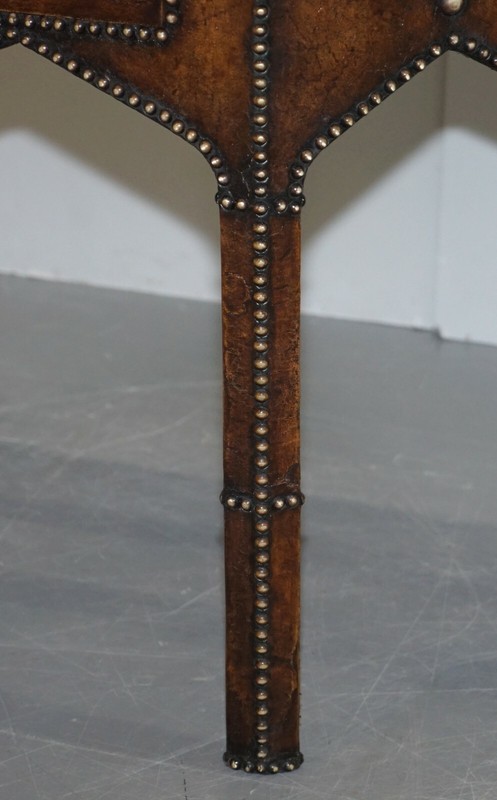 ANTIQUE FULLY RESTORED GOTHIC PUGIN STYLE BROWN LEATHER STUDDED CONSOLE TABLE gallery