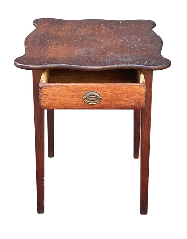 IMPORTANT & RARE ANTIQUE HEPPLEWHITE NEW ENGLAND PINE TABLE WITH SERPENTINE TOP gallery