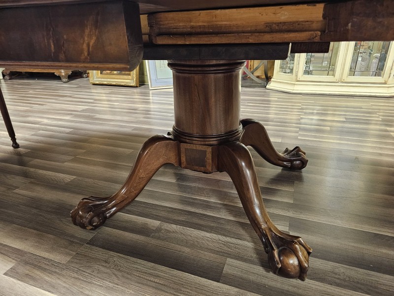 Quervelle? 18th-Early 19th Century Philadelphia? Banquet Dining Conference Table gallery